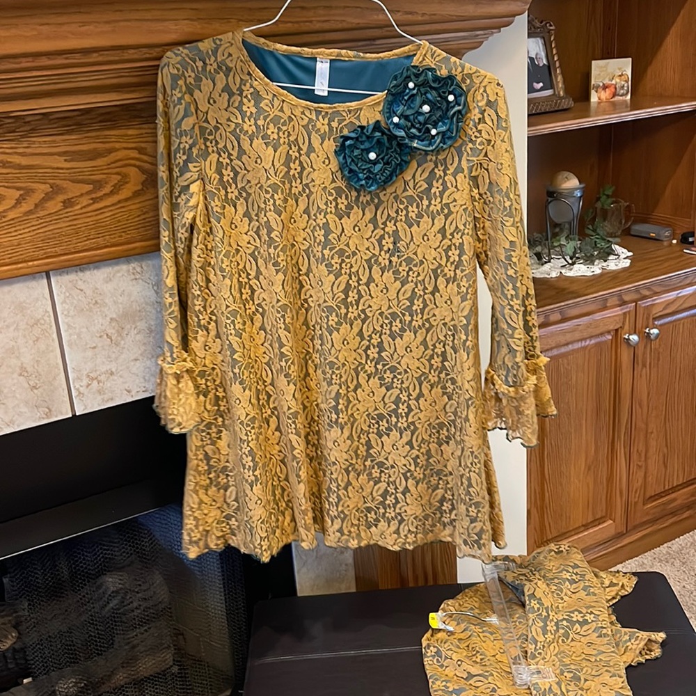 Gold/green lace handmade outfit